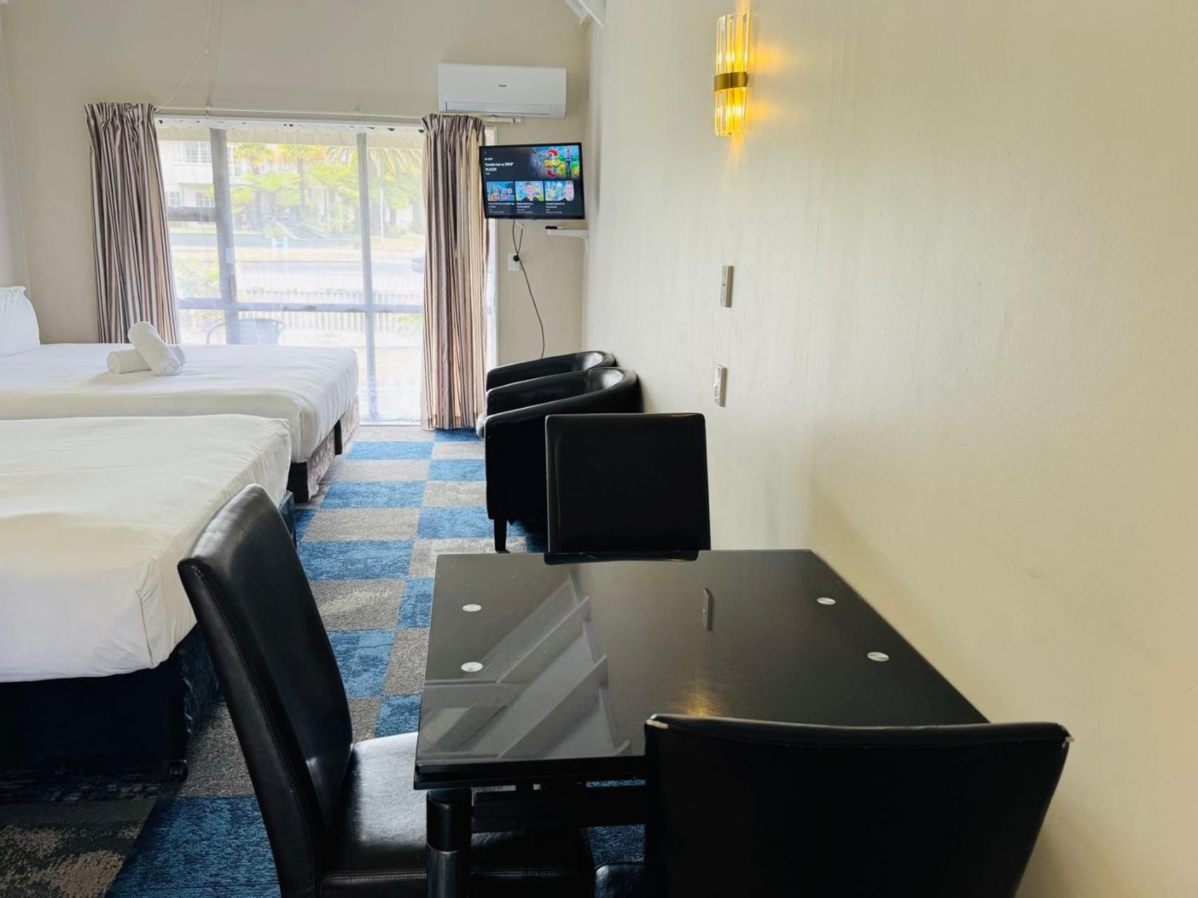 Apex On Fenton Motel Rotorua Ngoại thất bức ảnh