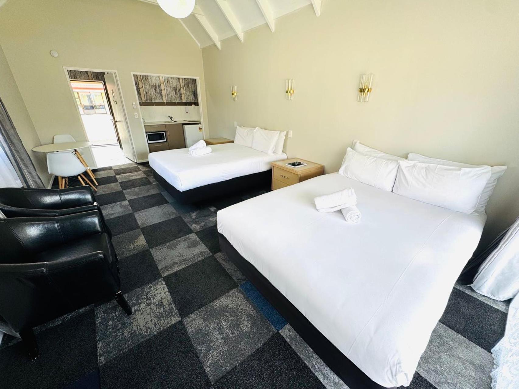 Apex On Fenton Motel Rotorua Ngoại thất bức ảnh